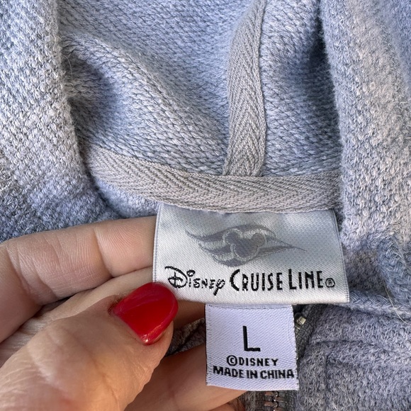 DCL Castaway Cay Hoodie Unisex - Picture 4 of 9